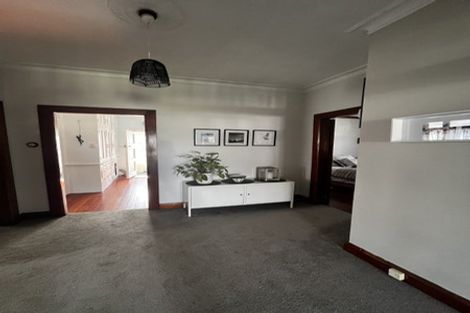 Photo of property in 28 Miro Street, Takaro, Palmerston North, 4410