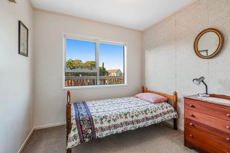 Photo of property in 1 Hinemoa Place, Snells Beach, 0920