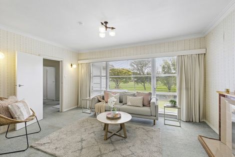 Photo of property in 214 Waddington Drive, Naenae, Lower Hutt, 5011