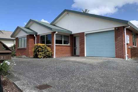 Photo of property in 21 Angel Way, Stanmore Bay, Whangaparaoa, 0932