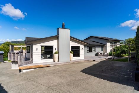 Photo of property in 3 Bickerstaffe Road, Maungaturoto, 0520