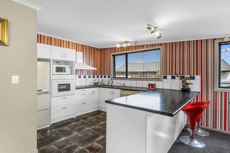 Photo of property in 6 Porritt Place, Waipukurau, 4200