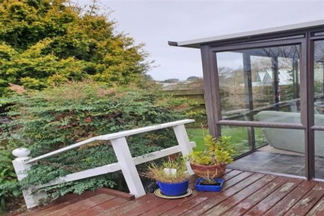 Photo of property in 16 Acacia Place, Bell Block, New Plymouth, 4312