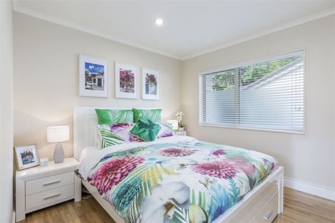 Photo of property in 82f Verbena Road, Birkdale, Auckland, 0626
