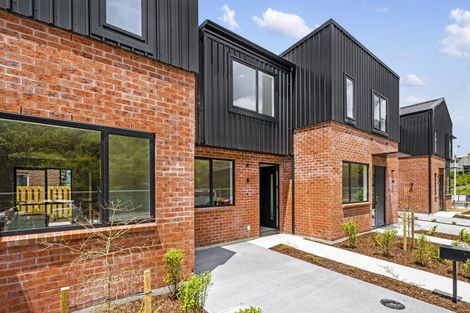 Photo of property in 73 Mangahoe Road, Mount Wellington, Auckland, 1062