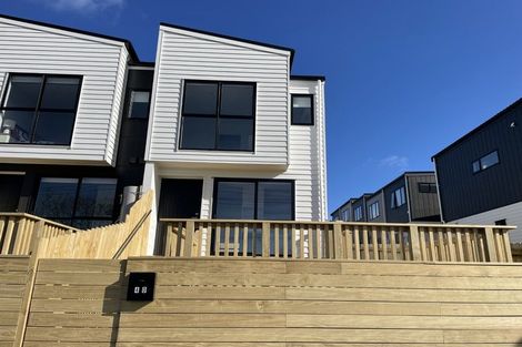 Photo of property in 4d Hepburn Road, Glendene, Auckland, 0602