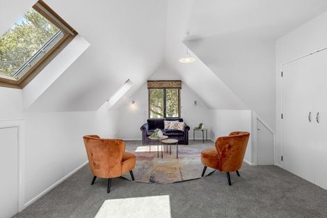 Photo of property in 302 The Parade, Island Bay, Wellington, 6023