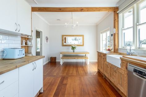 Photo of property in 4197 State Highway 50, Maraekakaho, Hastings, 4171