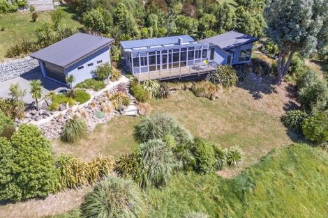 Photo of property in 32 The Terrace, Governors Bay, Lyttelton, 8971