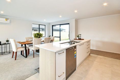 Photo of property in 12 Uatoto Road, Clarks Beach, 2122