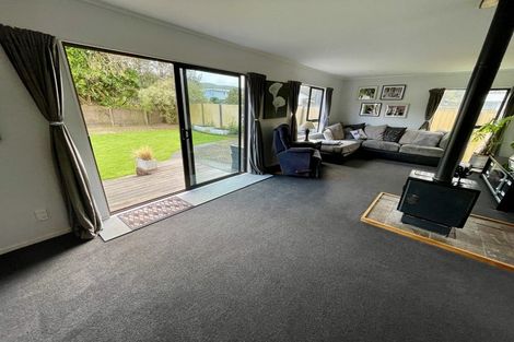 Photo of property in 53 Parkway, Wainuiomata, Lower Hutt, 5014