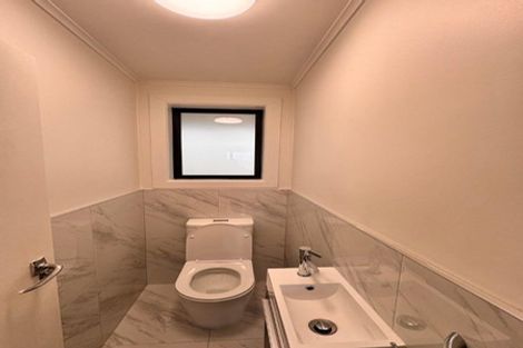 Photo of property in 18 Kelwyn Road, Kelston, Auckland, 0602