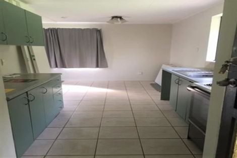 Photo of property in 6 Crosby Road, West Harbour, Auckland, 0618