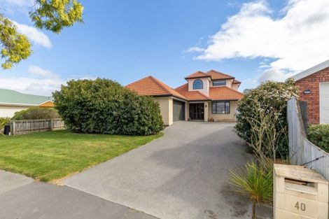 Photo of property in 40 Forest Drive, Parklands, Christchurch, 8083