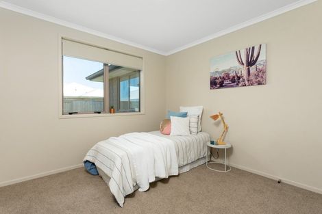 Photo of property in 12 Oka Street, Papamoa Beach, Papamoa, 3118