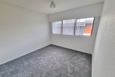 Photo of property in 1/177 Forrest Hill Road, Forrest Hill, Auckland, 0620