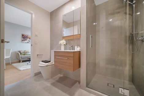 Photo of property in 118/9 Madeira Lane, Grafton, Auckland, 1023