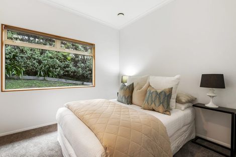 Photo of property in 71 William Bayes Place, Red Beach, 0932