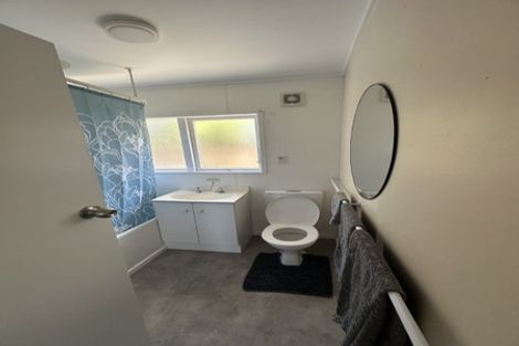 Photo of property in 2/23 Alcock Street, Mount Wellington, Auckland, 1060