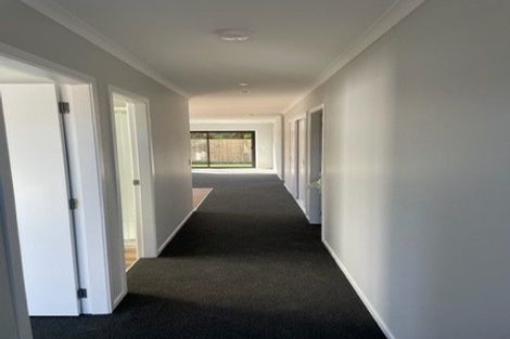 Photo of property in 24 Koru Loop, Paraparaumu, 5032