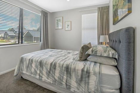 Photo of property in 21 Woodlanding Road, Whitford, Howick, 2571