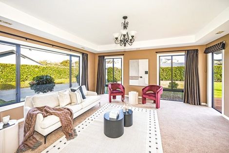 Photo of property in 2 Mcmullan Place, Oamaru North, Oamaru, 9400