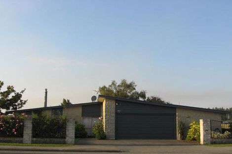 Photo of property in 77 Richard Pearse Drive, Temuka, 7920