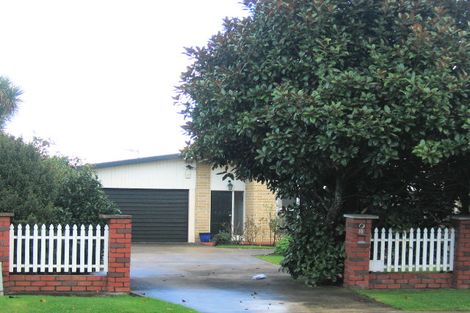 Photo of property in 57 Ocean Road, Paraparaumu Beach, Paraparaumu, 5032