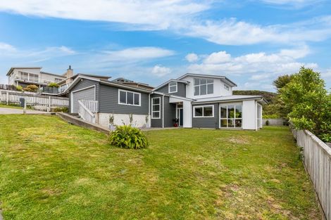 Photo of property in 31 Aspiring Terrace, Aotea, Porirua, 5024