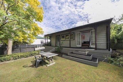 Photo of property in 32 Cardwell Street, Onehunga, Auckland, 1061