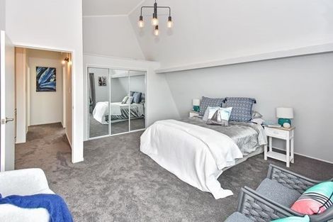 Photo of property in 2/8 Wood Street, Papakura, 2110