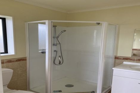 Photo of property in 227 Triangle Road, Massey, Auckland, 0614