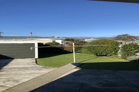 Photo of property in 6 Karaka Crescent, Levin, 5510