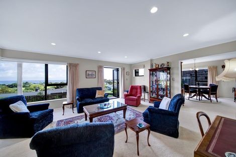 Photo of property in 12c Rimu Street, Strandon, New Plymouth, 4312