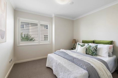 Photo of property in 8 Eaves Bush Parade, Orewa, 0931