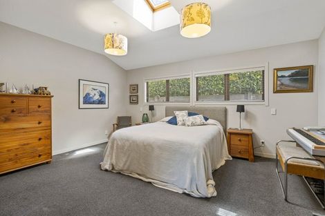 Photo of property in 32 Kuiwai Drive, Rainbow Point, Taupo, 3330