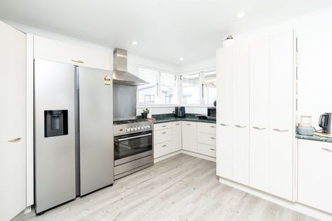 Photo of property in 83 Bryant Road, St Andrews, Hamilton, 3200