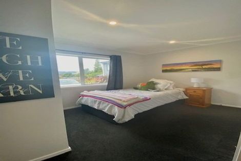 Photo of property in 64 Peterhouse Street, Tawa, Wellington, 5028