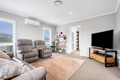 Photo of property in 2 Bragato Way, Te Kauwhata, 3710