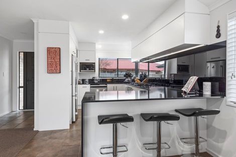 Photo of property in 5 Lamia Grove, Papamoa Beach, Papamoa, 3118