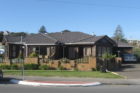 Photo of property in 4/4u Richard Street, Titahi Bay, Porirua, 5022