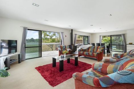 Photo of property in 585 Inland Road, Helensville, 0875