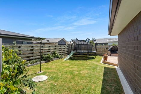 Photo of property in 12 Tamihana Street, Otaki, 5512