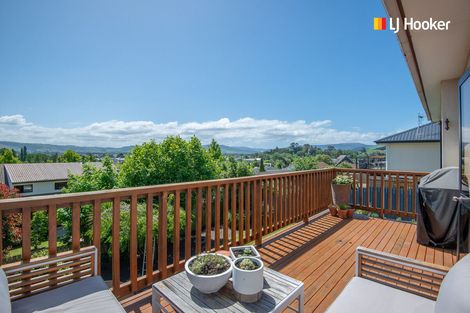 Photo of property in 19 Braeside, Kinmont Park, Mosgiel, 9024