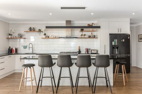 Photo of property in 56 Queen Charlotte Drive, Aotea, Porirua, 5024