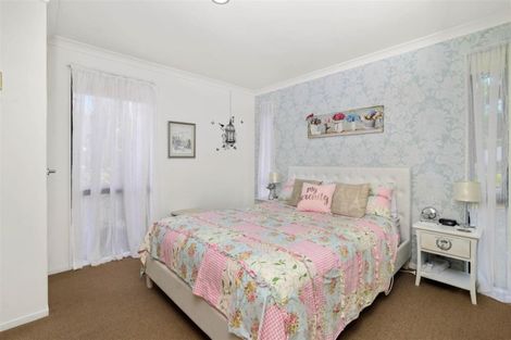 Photo of property in 2 Caulfield Place, Pukehangi, Rotorua, 3015