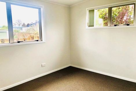 Photo of property in 41 Rathgar Road, Henderson, Auckland, 0610