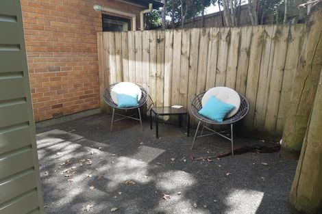 Photo of property in 12 Catrina Avenue, Birkenhead, Auckland, 0626