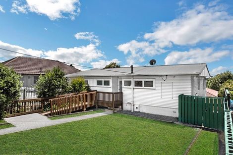 Photo of property in 1/261 Don Buck Road, Massey, Auckland, 0614