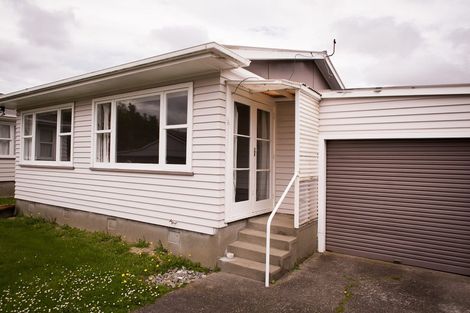 Photo of property in 11a Barsi Grove, Avalon, Lower Hutt, 5011